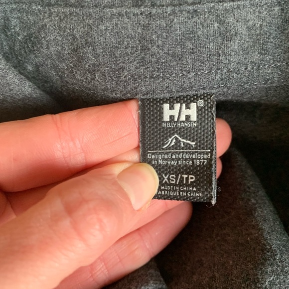 Beautiful Helly Hansen tunic! 100% cotton. Xs. Grey/gray. - Picture 6 of 7